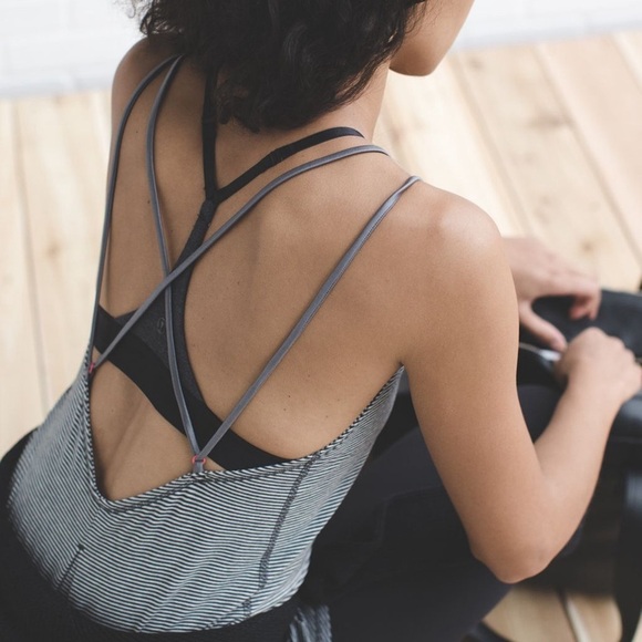 LULULEMON Breezy Tank in Divided Stripe Heathered Light to Dark Grey / Slate 2 - Picture 14 of 14
